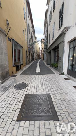 Location appartement 2 pièces 36 m² Hyères