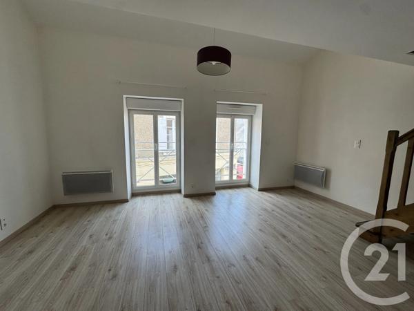 Appartement T4 à vendre  4 pièces - 67 m 2   PORNIC  - 44