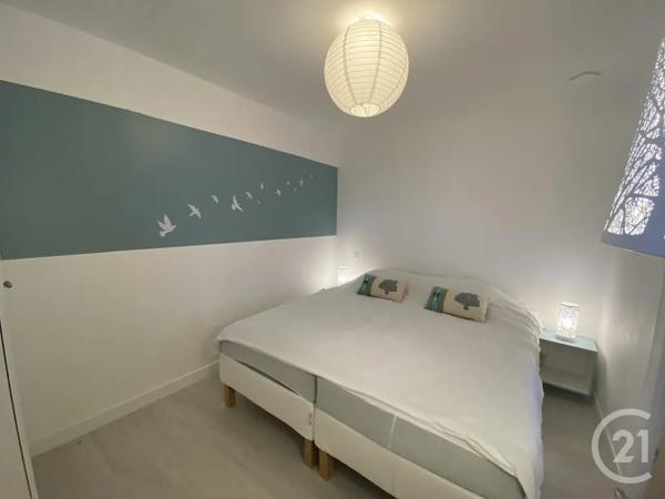 Appartement T4 à vendre  4 pièces - 67 m 2   PORNIC  - 44