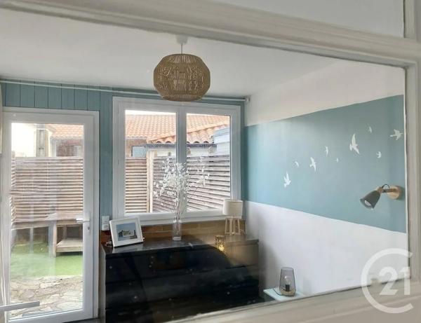 Appartement T4 à vendre  4 pièces - 67 m 2   PORNIC  - 44