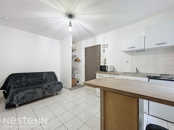 Studio meublé 15,87 m² avec cour, cave et salle d'eau rénovée à Nancy