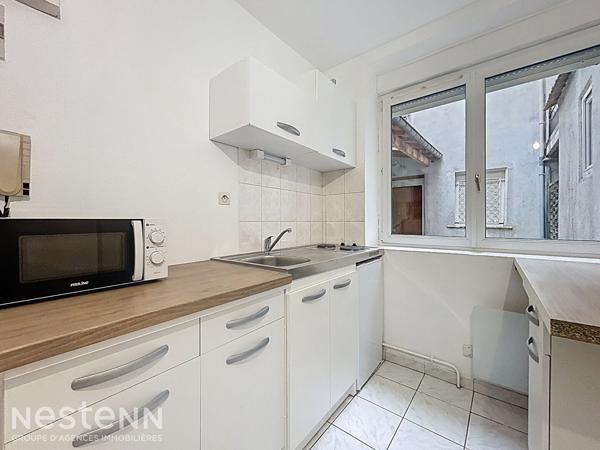 Studio meublé 15,87 m² avec cour, cave et salle d'eau rénovée à Nancy
