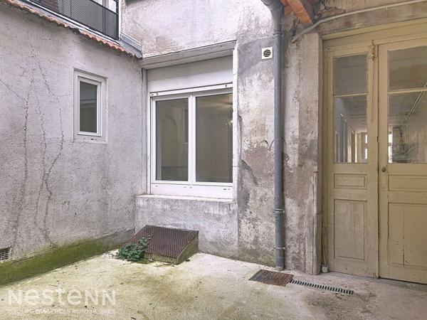 Studio meublé 15,87 m² avec cour, cave et salle d'eau rénovée à Nancy