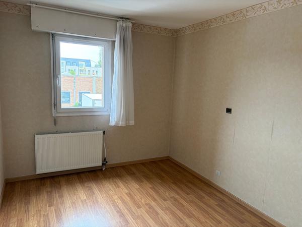 APPARTEMENT T3 LAMBERSART VERGHELLES