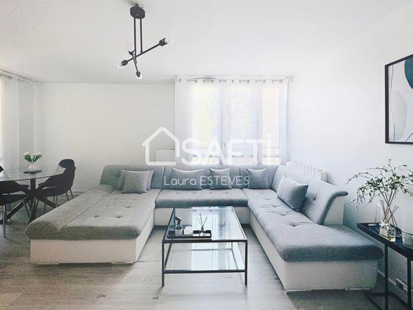 Découvrez ce superbe appartement, alliant agencement optimal et proximité idéale : tout ce dont vous avez besoin est à deux pas.