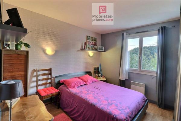 Maison Tonnay Boutonne 5 pièces 100 m2  avec garage attenant sur près de 2200 m2 env. de terrain