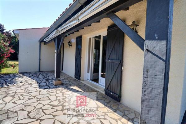 Maison Tonnay Boutonne 5 pièces 100 m2  avec garage attenant sur près de 2200 m2 env. de terrain
