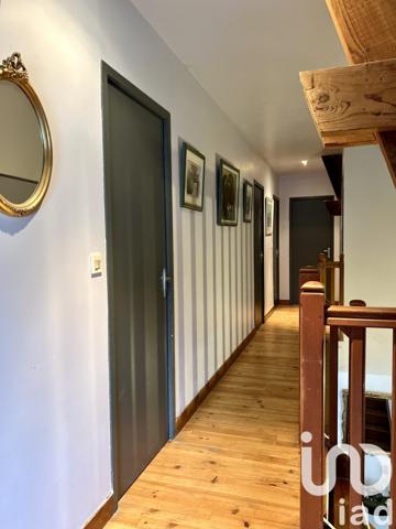 Longère 7 pièces de 228 m² à Noailles (60430)