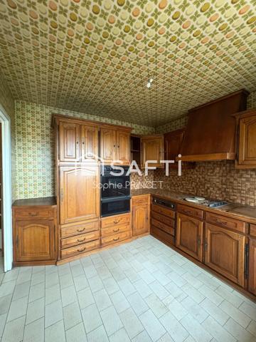 Jolie maison dans quartier résidentiel