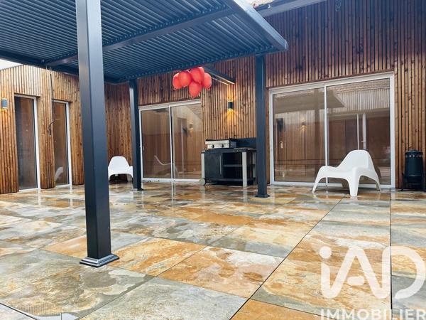 Immeuble à vendre 750 m² Arveyres