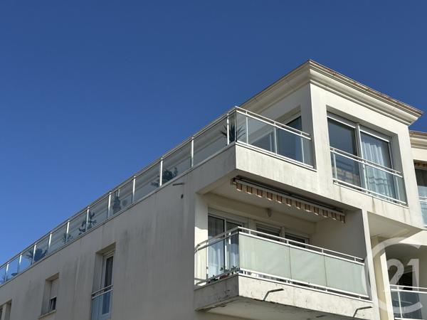 Appartement F3 à vendre  3 pièces - 85,69 m2 ROYAN - 17