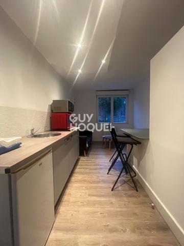PROXIMITÉ DE LA CITADELLE ET DES FACULTÉS - APPARTEMENT À LOUER D'ENVIRON 28M²