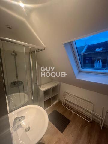 PROXIMITÉ DE LA CITADELLE ET DES FACULTÉS - APPARTEMENT À LOUER D'ENVIRON 28M²