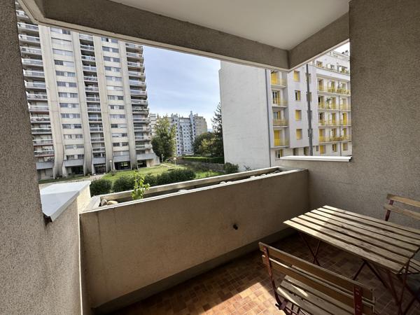 STUDIO MEUBLE Rue André Rivoire