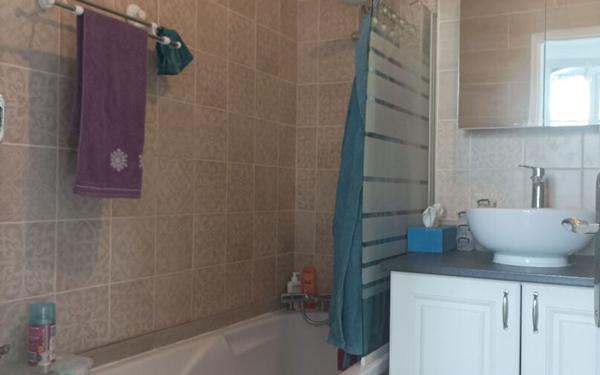 Appartement à louer    3 pièces •  Bresles