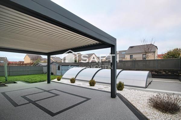 Maison Individuelle avec piscine!