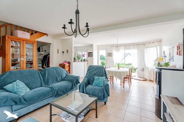Maison à vendre 379 080 € Guipavas 6 p 123 m² DPE C