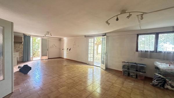 Maison traditionnelle familiale à rénover