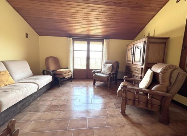 SUR VILLENEUVE LES AVIGNON (30) Maison de 94 m² Secteur Très Recherché au Calme Proche Centre ville