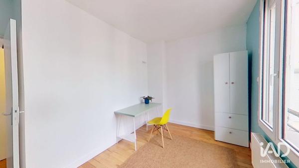 Location appartement 3 pièces 58 m² Paris 10