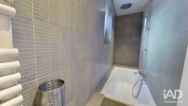 Location appartement 3 pièces 58 m² Paris 10
