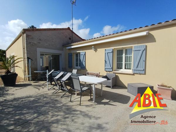 Maison  5 pièce(s)  3 chambre(s)  141 m²