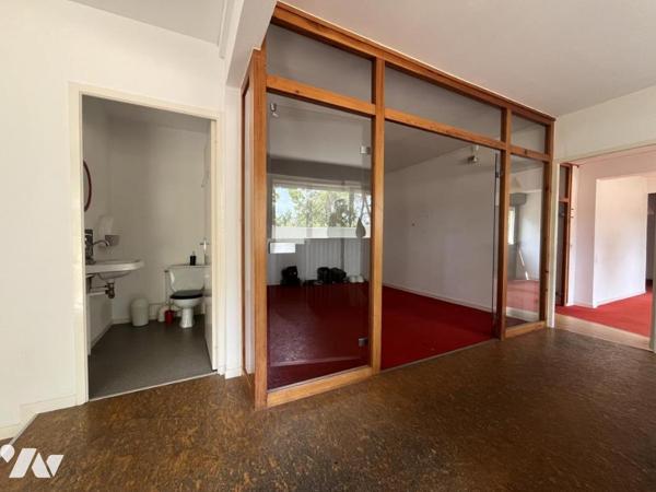 BUREAUX A LOUER vue Loire en rez de chaussée