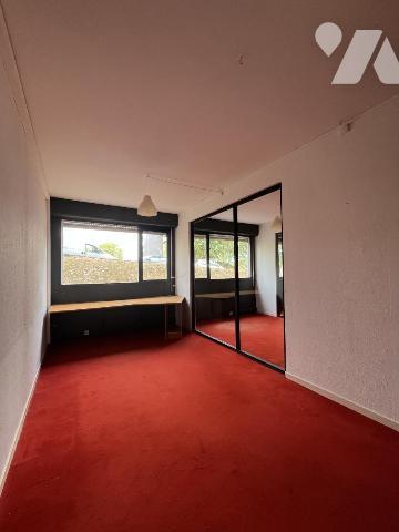 BUREAUX A LOUER vue Loire en rez de chaussée