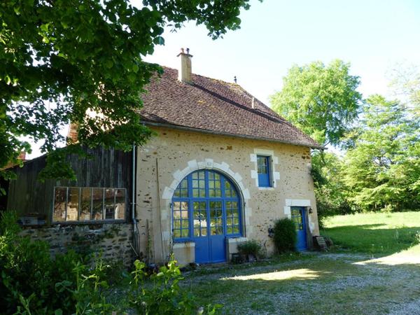 Maison  3 pièce(s) 148 m2 avec atelier  Viager Occupé