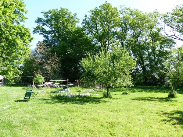 Maison  3 pièce(s) 148 m2 avec atelier  Viager Occupé