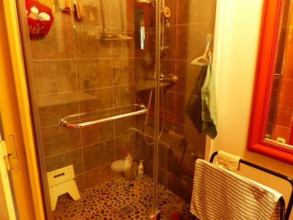 Maison  3 pièce(s) 148 m2 avec atelier  Viager Occupé