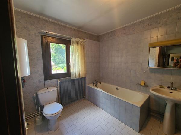 Maison familiale calme à vendre au centre-ville de Fontenay-le-Fleury