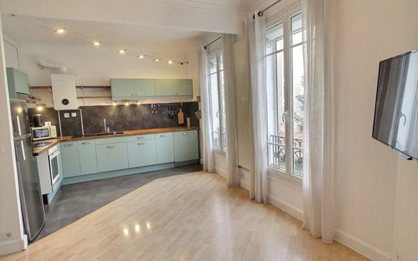 Appartement à vendre    3 pièces • 55,01 m2 Vincennes