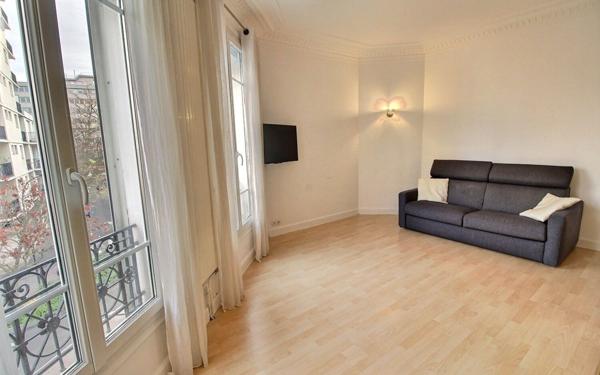 Appartement à vendre    3 pièces • 55,01 m2 Vincennes