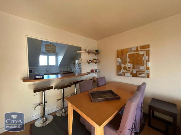 Appartement à louer 3 pièces 71.21m² Orléans (45000)
