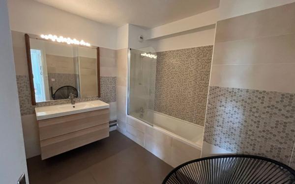 Appartement à louer    2 pièces • 52 m2 Mende