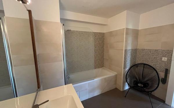 Appartement à louer    2 pièces • 52 m2 Mende