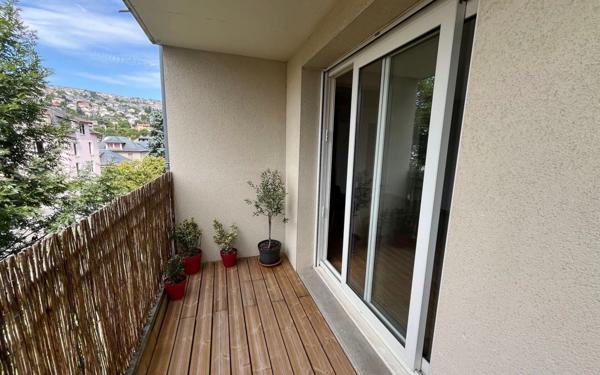 Appartement à louer    2 pièces • 52 m2 Mende