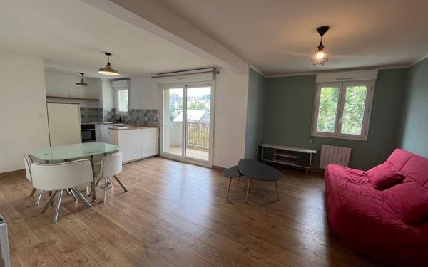 Appartement à louer    2 pièces • 52 m2 Mende