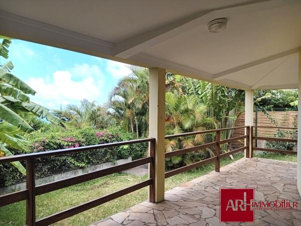 A LOUER VILLA F4 AVEC JARDIN ARBORÉ - PITON SAINT LEU