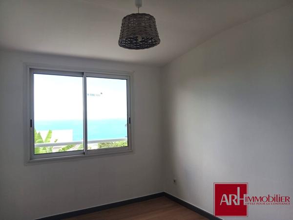 A LOUER VILLA F4 AVEC JARDIN ARBORÉ - PITON SAINT LEU