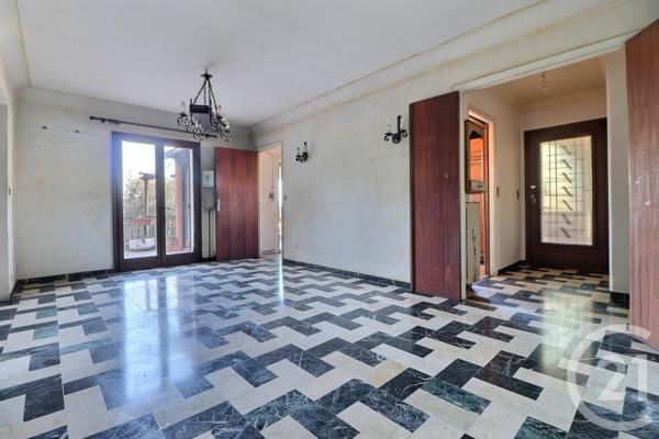 Maison à vendre  8 pièces - 194,75 m2 ST RAPHAEL - 83