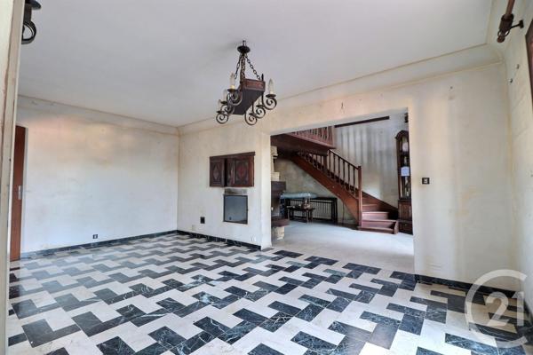 Maison à vendre  8 pièces - 194,75 m2 ST RAPHAEL - 83