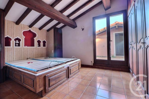 Maison à vendre  8 pièces - 194,75 m2 ST RAPHAEL - 83