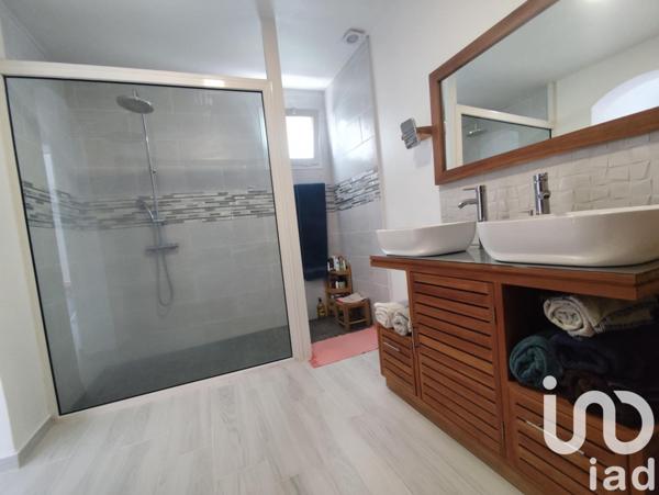 Maison à vendre 5 pièces 200 m² Saint-Paul