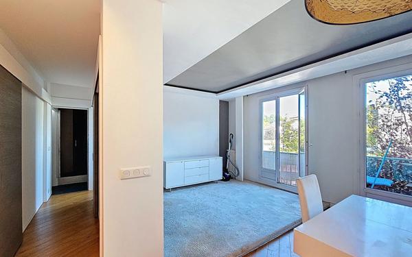 Appartement à louer    3 pièces •  Rueil-Malmaison