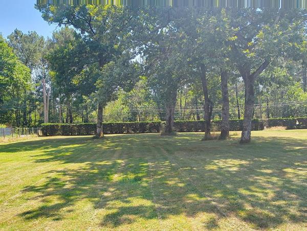 Terrain Saint Jean D Illac 1348m2