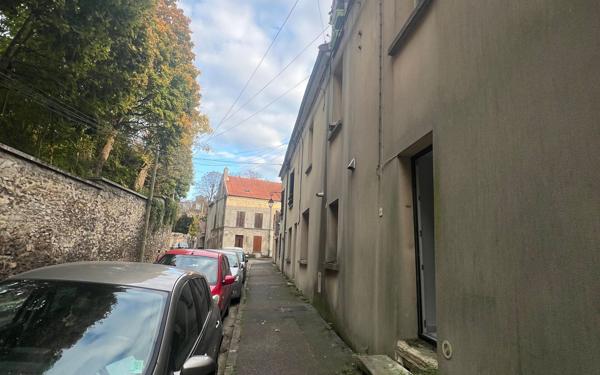 Appartement à vendre    2 pièces • 30,59 m2 Champs-sur-Marne