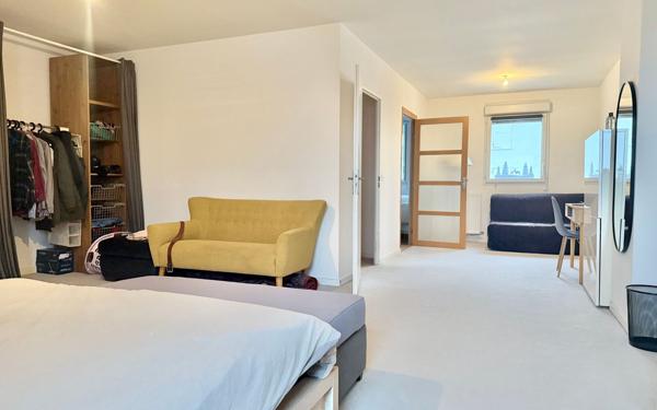 Maison à vendre    5 pièces • 131 m2 Morangis