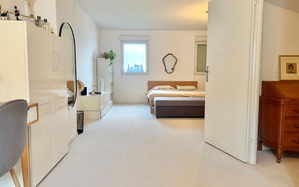 Maison à vendre    5 pièces • 131 m2 Morangis